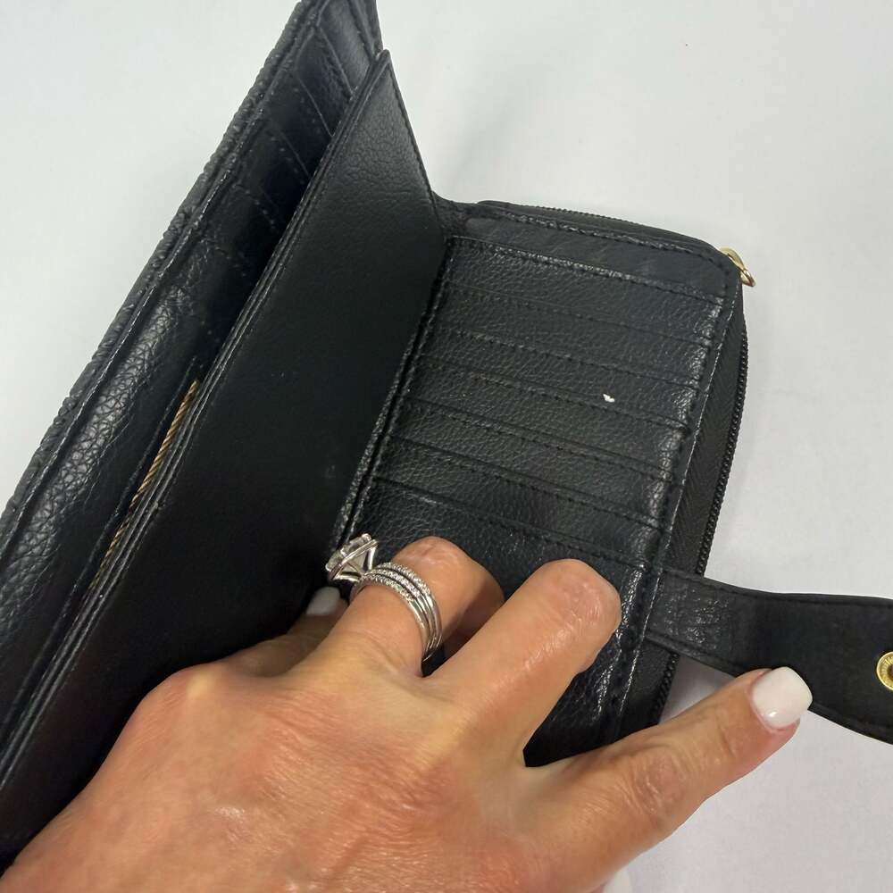 Stone Mountain Black Paisley Tooled Leather Zip Around Clutch Wallet - Picture 6 of 9